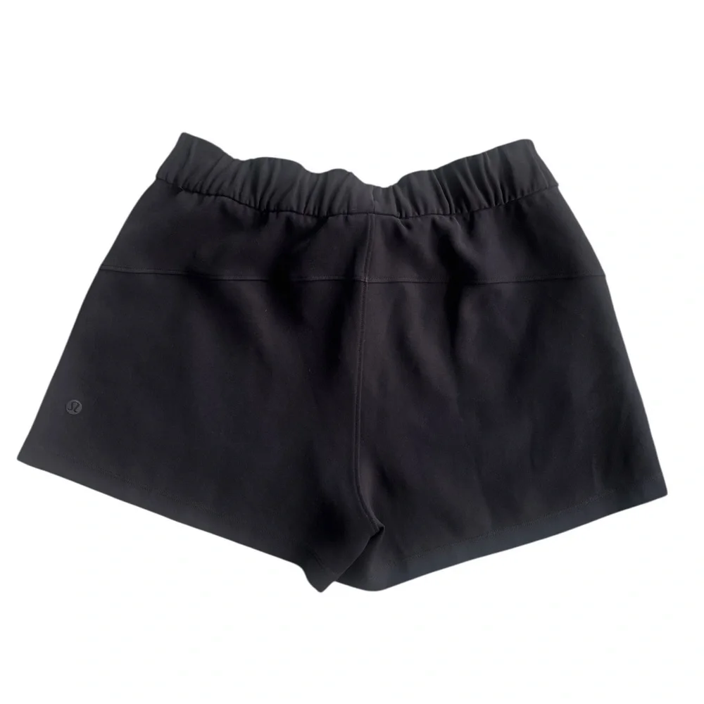 Lululemon Athletica On the‎ Fly Black Drawstring Shorts Elastic Waist Size 6